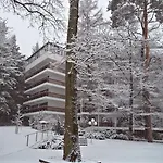 Lövér Hotel 3*
