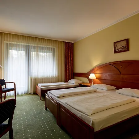 Hotel Lövér