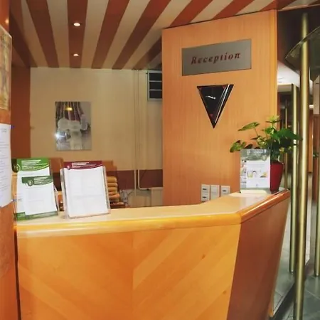 酒店 索普隆情人酒店 3*