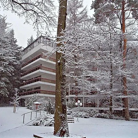 Lövér Szálloda